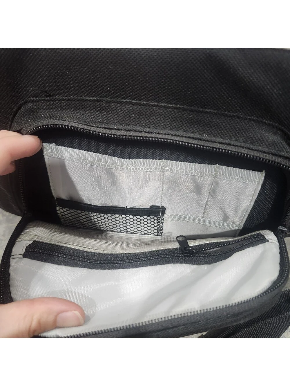 Nikon DSLR Camera Bag with Shoulder Strap Removable Inserts Storage Pockets